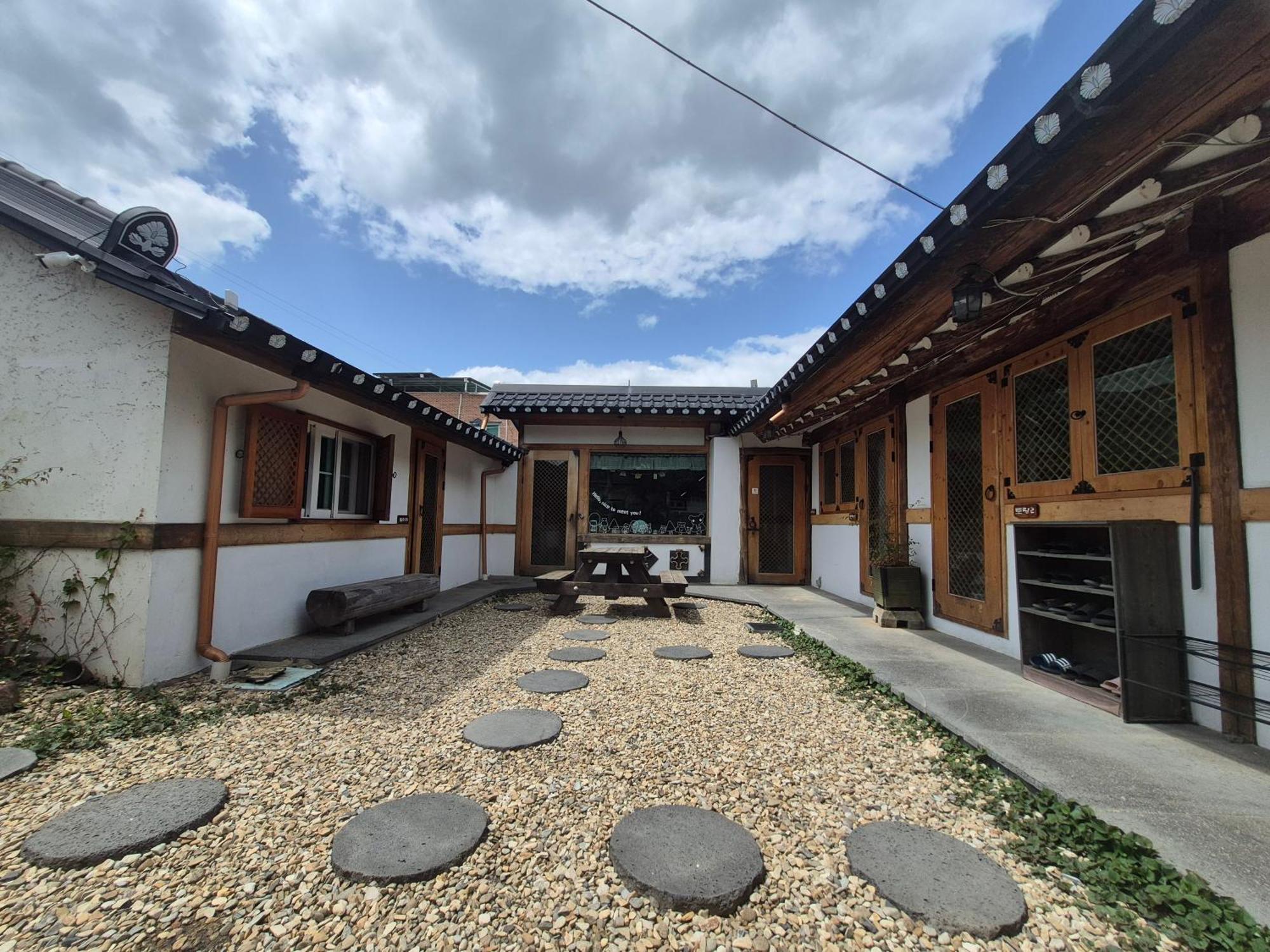 Jeonju Tosarang Guesthouse Room photo