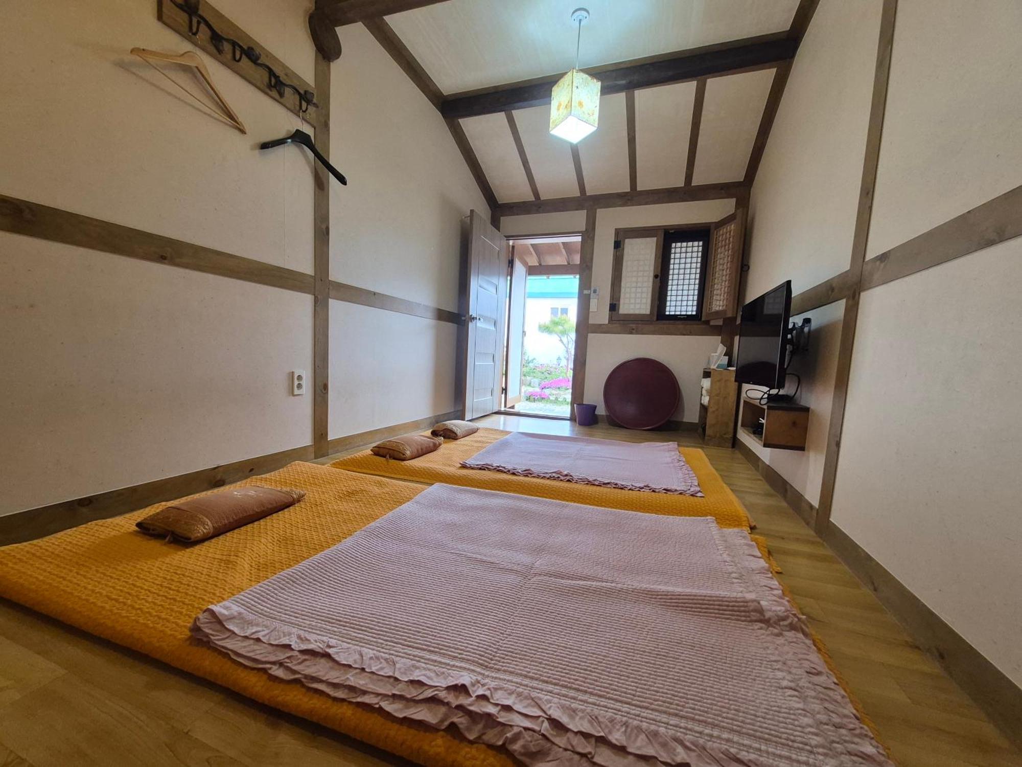 Jeonju Tosarang Guesthouse Room photo